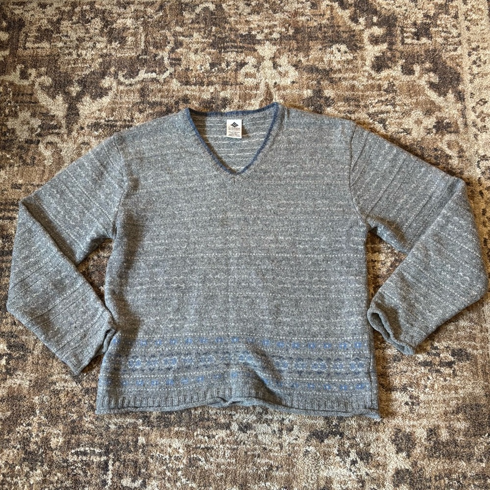 Vintage Columbia Women’s Large Shetland Wool Grey Sweater V Neck Blue Floral